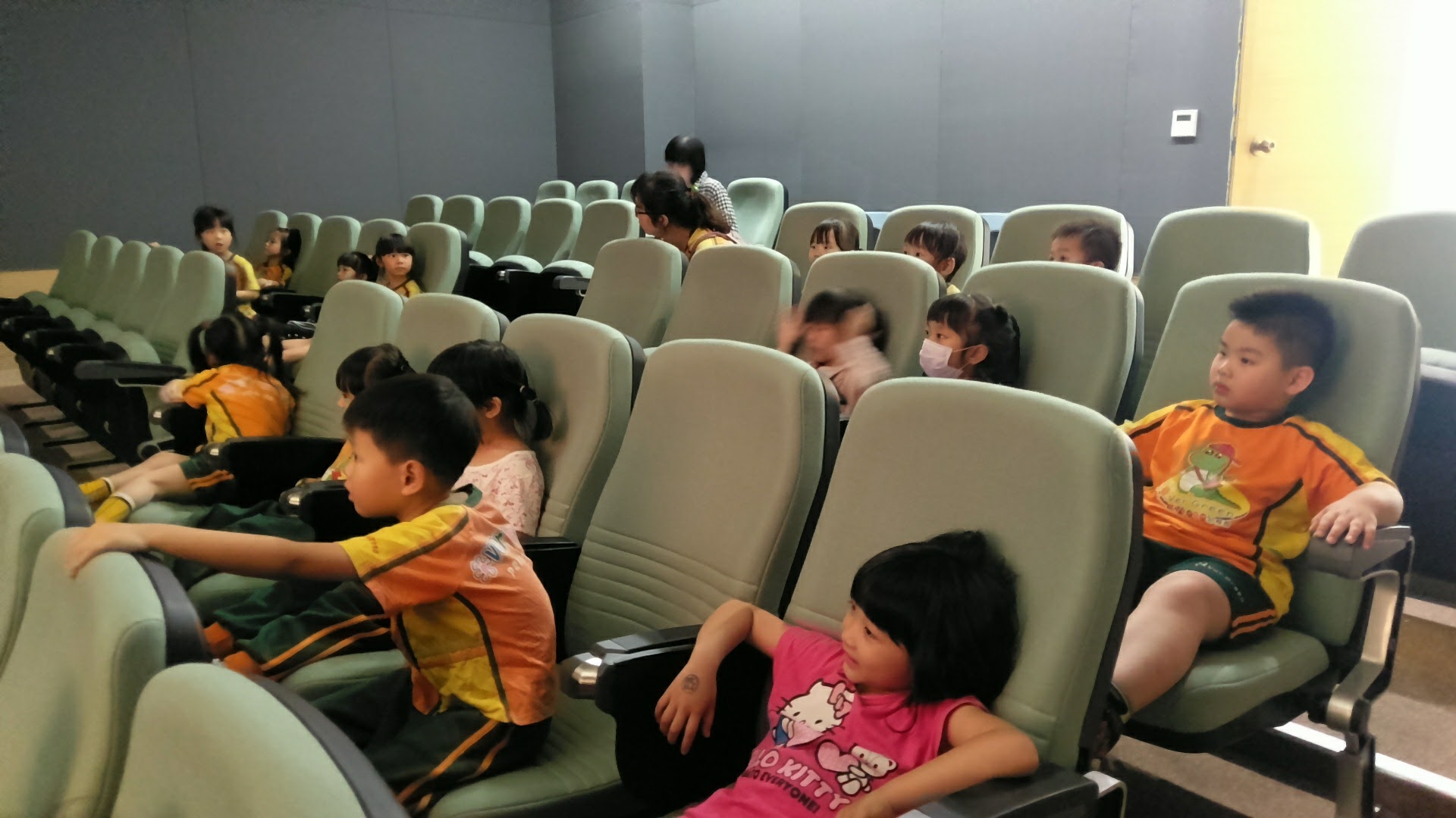 106.4.14-長榮幼兒園2位老師及18位小朋友蒞臨參觀-活動照片